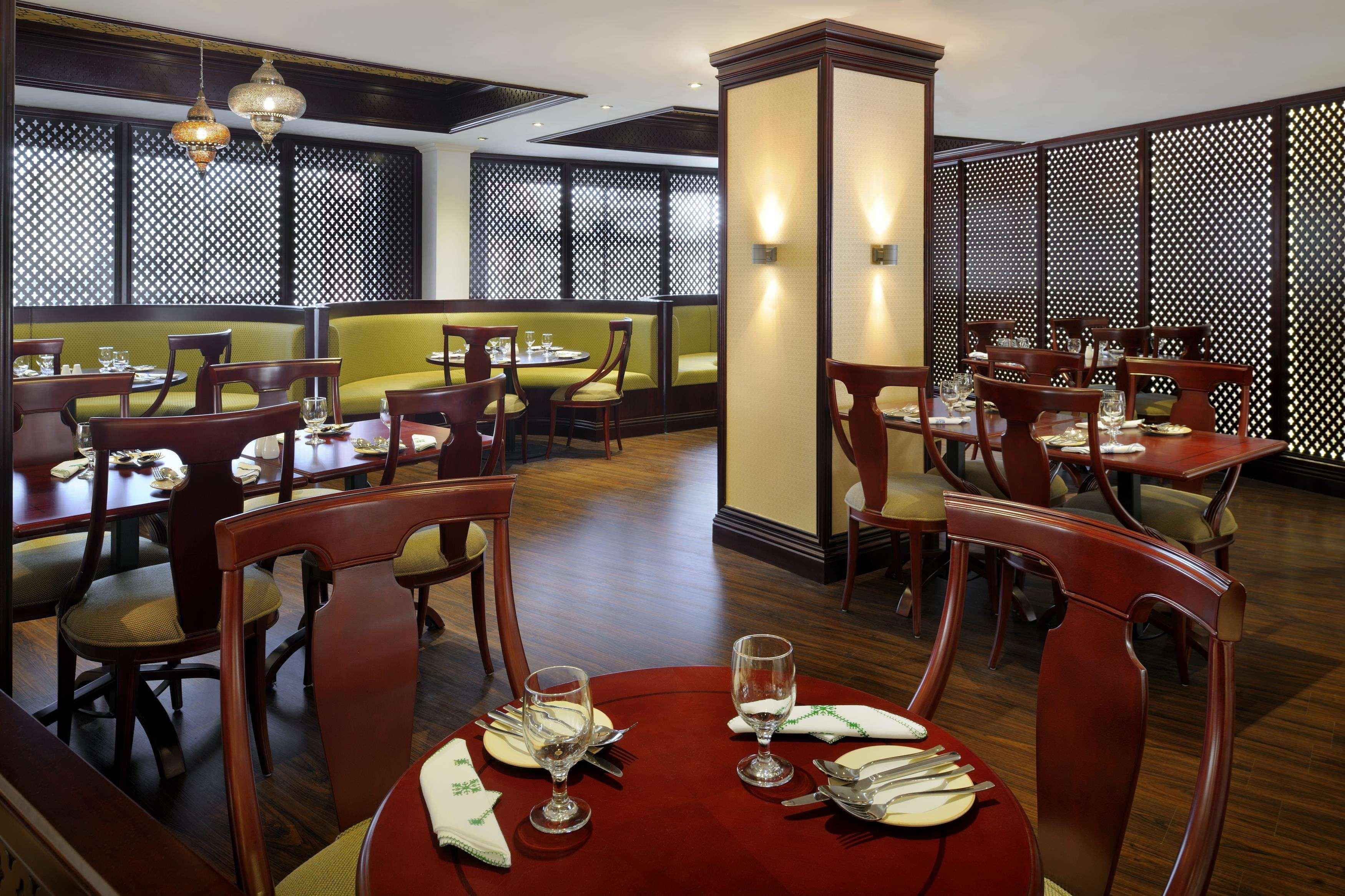 Al Safir Hotel Μανάμα Εστιατόριο φωτογραφία